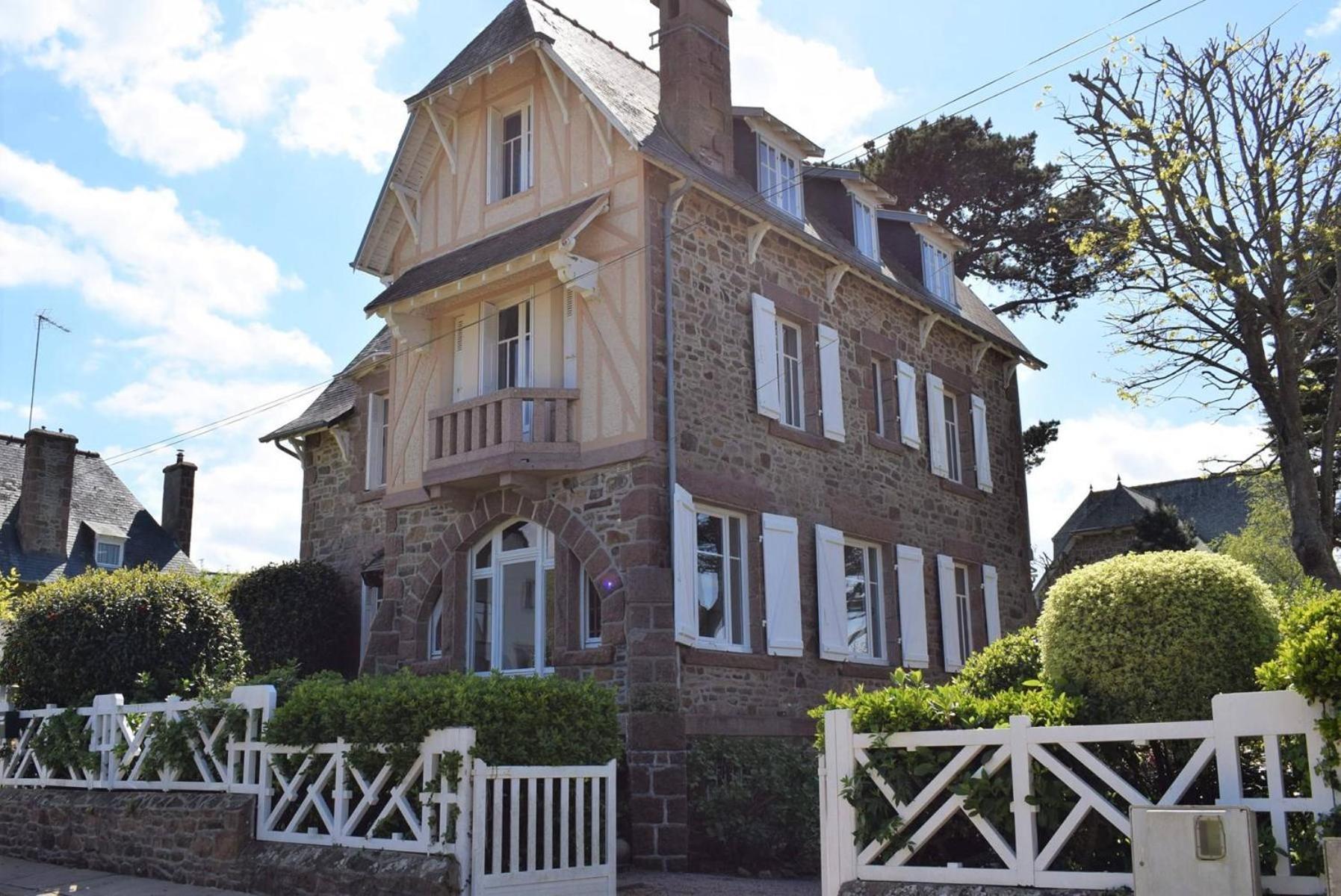 Belle Villa En Granit Rose Vue Sur Mer A Perros-Guirec - Ref 943 Bagian luar foto