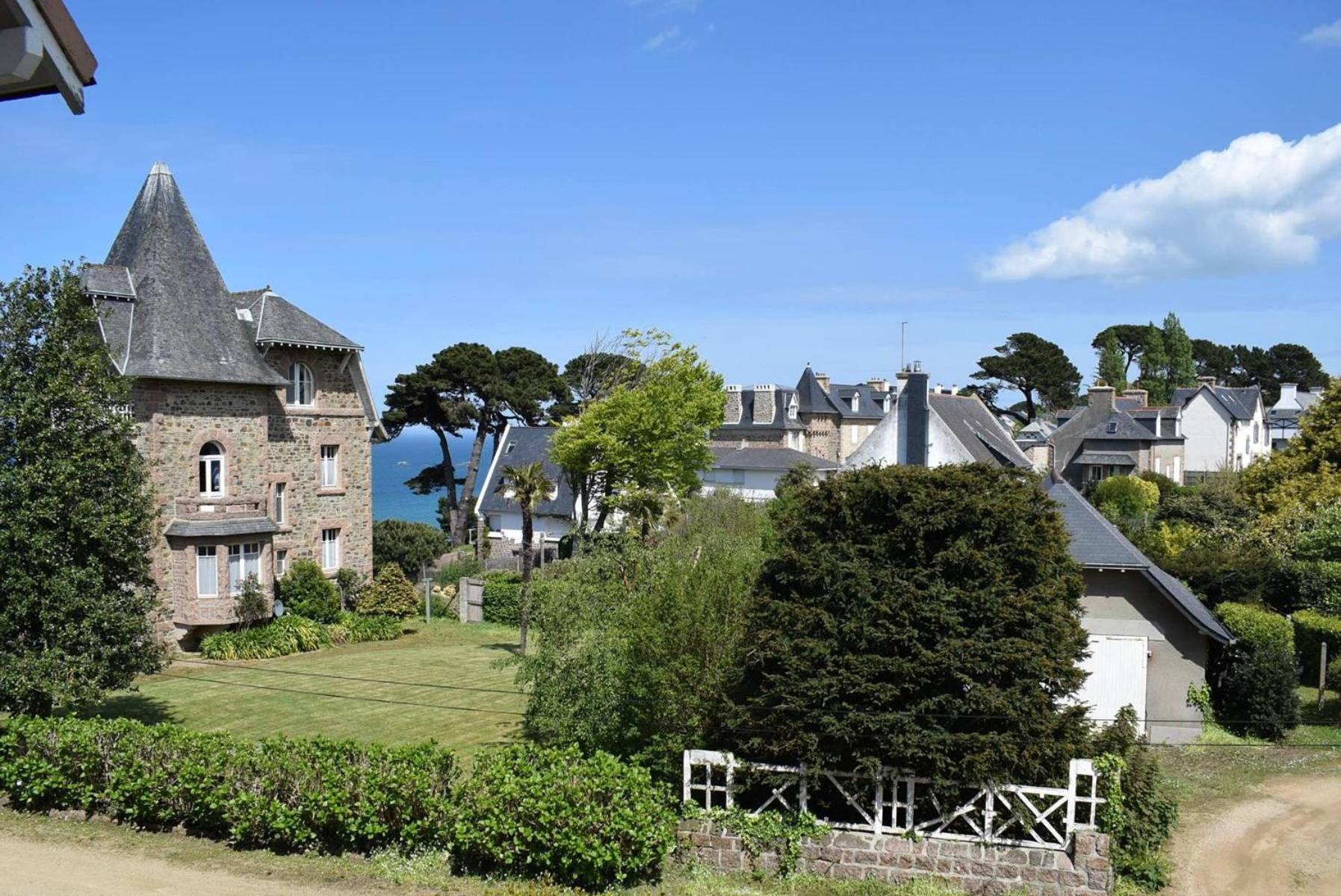 Belle Villa En Granit Rose Vue Sur Mer A Perros-Guirec - Ref 943 Bagian luar foto