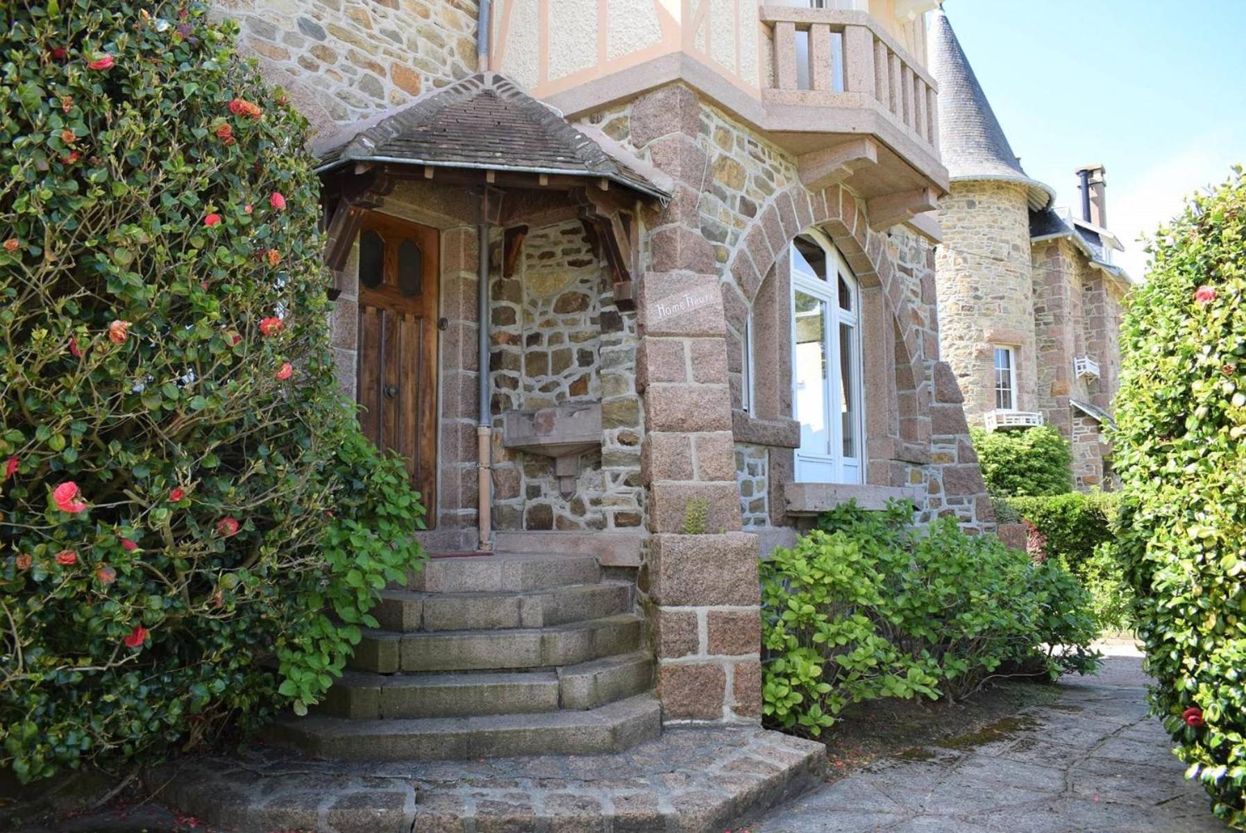 Belle Villa En Granit Rose Vue Sur Mer A Perros-Guirec - Ref 943 Bagian luar foto