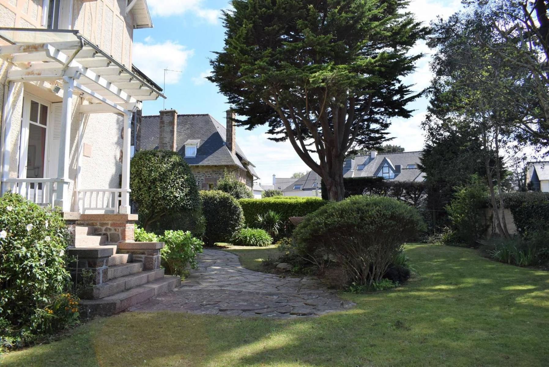 Belle Villa En Granit Rose Vue Sur Mer A Perros-Guirec - Ref 943 Bagian luar foto